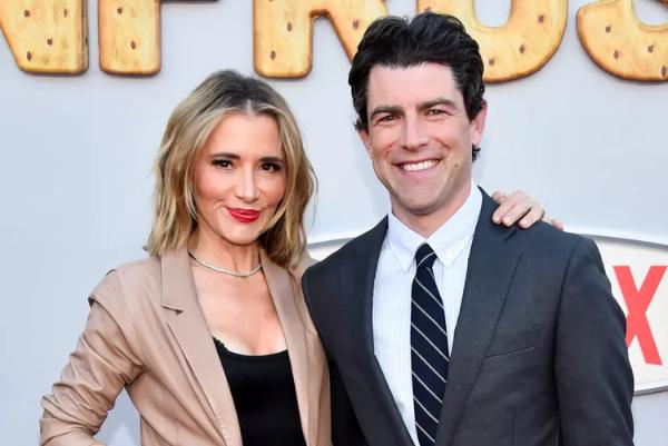 max greenfield awards,how did max greenfield meet his wife,max greenfield 2023,max greenfield wife age,max greenfield wife tess sanchez,max greenfield.wife,max greenfield wife age difference,*max greenfields wife maintains